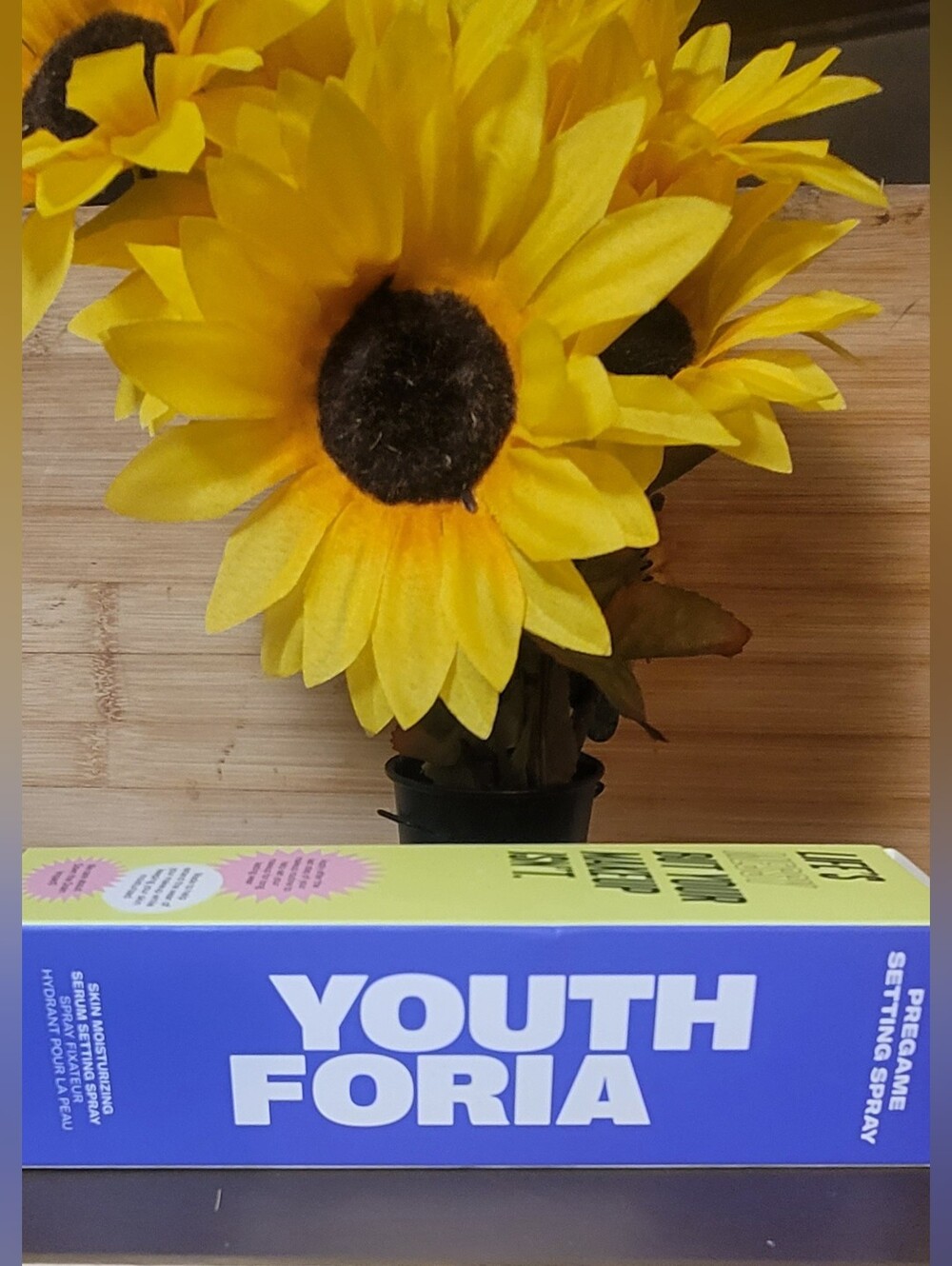 Youth Foria Skin Moisturizing Serum Setting Spray